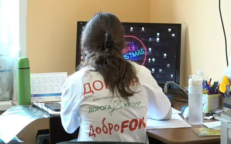 В Смоленске федеральные эксперты обследовали детей-сирот