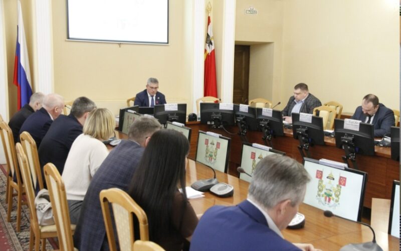 В Смоленске обеспечат бесперебойную работу коммунальных служб в майские праздники