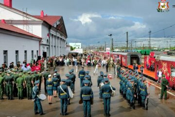 «Сила в Подвиге!»: легендарный агитпоезд прибыл в Смоленскую область