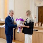 Материнская слава Смоленщины: 15 многодетных мам удостоены почетной награды