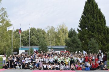 «Творчество, спорт и патриотизм: как прошёл юбилейный сезон в лагере «Ласточка» ПАО Дорогобуж