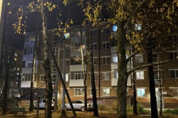 Мэр Смоленска проинспектировал ход работ по освещению в Ленинском районе